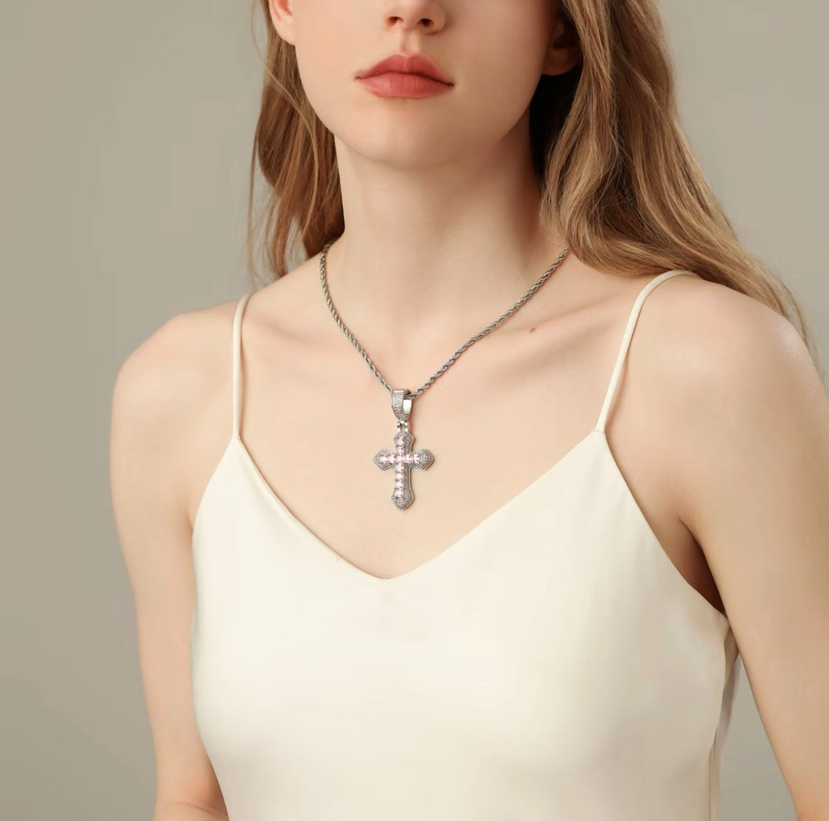 Jelly cross sweater chain